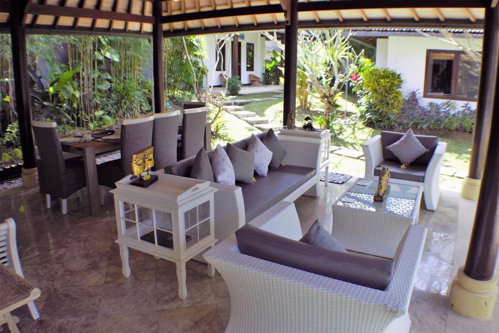 Finn'S Villa Santai Семиняк Екстериор снимка